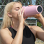 Lady drinking from a Splitflask tumbler